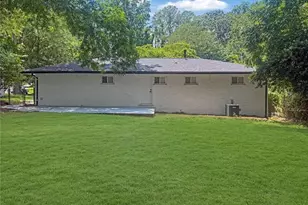 1380 Dennis Dr, Decatur, GA 30032 - Photo 8
