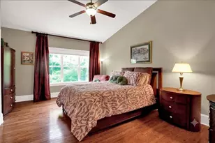 5464 Glenridge View NE, Sandy Springs, GA 30342 - Photo 8