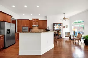5464 Glenridge View NE, Atlanta, GA 30342 - Photo 6