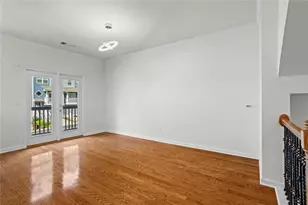 1425 Liberty Pkwy NW, Atlanta, GA 30318 - Photo 4
