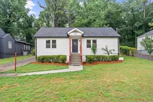 1688 Hadlock St SW, Atlanta, GA 30311 - Photo 2