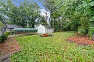 1688 Hadlock St SW, Atlanta, GA 30311 - Photo 22