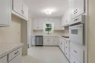 1935 E Buckeye St, Cumming, GA 30040 - Photo 18