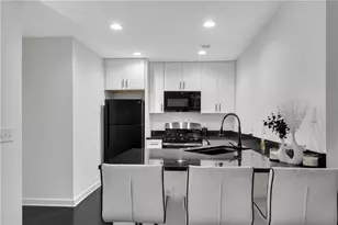 1137 Parkside Club Dr, Lawrenceville, GA 30044 - Photo 6