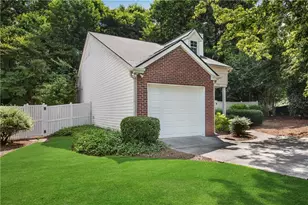 1137 Parkside Club Dr, Lawrenceville, GA 30044 - Photo 34