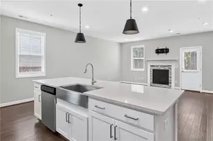 1235 Herty Dr, Marietta, GA 30062 - Photo 8