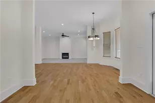 3228 Silver Lake Dr NE, Atlanta, GA 30319 - Photo 16