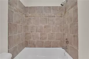 3228 Silver Lake Dr NE, Atlanta, GA 30319 - Photo 52