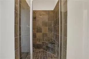 3228 Silver Lake Dr NE, Atlanta, GA 30319 - Photo 40