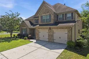 681 Langley Farms Dr, Loganville, GA 30052 - Photo 4