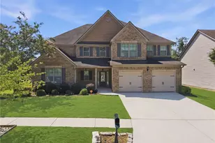 681 Langley Farms Dr, Loganville, GA 30052 - Photo 2