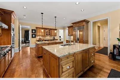 780 Lovette Lane NE, Atlanta, GA 30342 - Photo 14