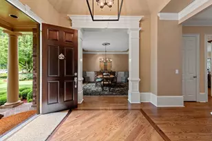 780 Lovette Ln NE, Atlanta, GA 30342 - Photo 4
