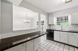 2888 Aspen Woods Entry, Doraville, GA 30360 - Photo 6