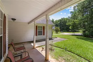 333 Cascade Ct, Hampton, GA 30228 - Photo 4