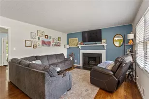 2161 Powers Ferry Dr SE, Marietta, GA 30067 - Photo 2
