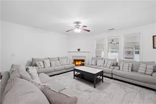 1736 Stoney Chase Dr, Lawrenceville, GA 30044 - Photo 16