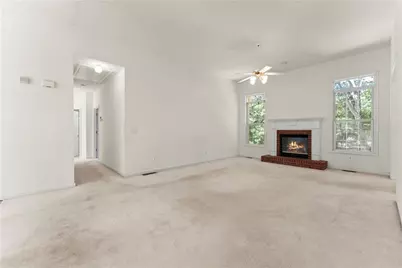 4050 Magnolia Leaf Lane, Suwanee, GA 30024 - Photo 4