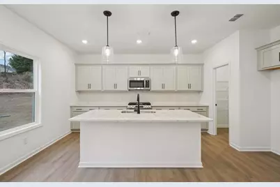 5460 Hargrove Way, Flowery Branch, GA 30542 - Photo 8