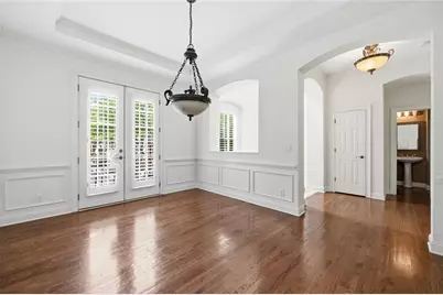 5806 Riverstone Circle #10, Atlanta, GA 30339 - Photo 4