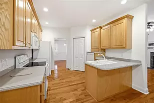 215 Parkwood Pl Cir, Cornelia, GA 30531 - Photo 14