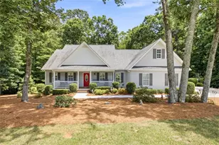 215 Parkwood Pl Cir, Cornelia, GA 30531 - Photo 1