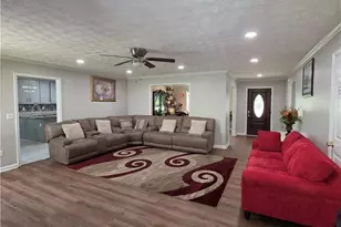 2800 Cove Crossing Dr, Lawrenceville, GA 30045 - Photo 12
