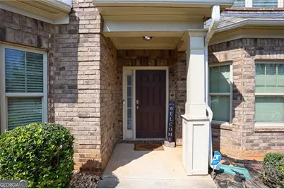 510 Summer Brooke Lane, Fairburn, GA 30213 - Photo 2