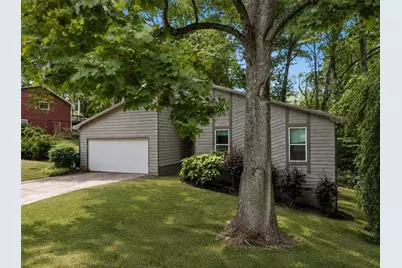 5065 Carole Place, Stone Mountain, GA 30087 - Photo 6
