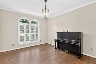 2306 Arabian Dr NE, Marietta, GA 30062 - Photo 8