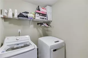 558 Bellingham Dr, Sugar Hill, GA 30518 - Photo 22