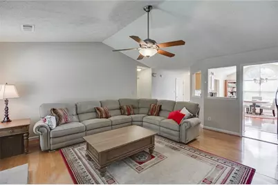 558 Bellingham Drive, Sugar Hill, GA 30518 - Photo 18