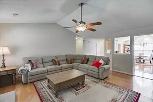 558 Bellingham Dr, Sugar Hill, GA 30518 - Photo 18