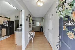558 Bellingham Dr, Sugar Hill, GA 30518 - Photo 6