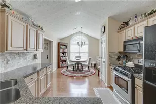 558 Bellingham Dr, Sugar Hill, GA 30518 - Photo 16