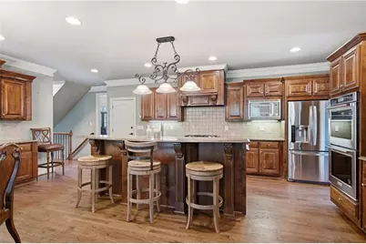 5850 Cool Springs Drive, Cumming, GA 30040 - Photo 10