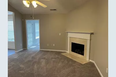 977 Village View Circle, Loganville, GA 30052 - Photo 6
