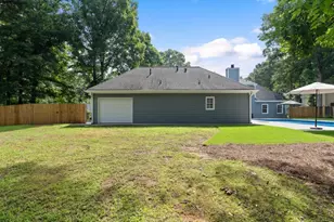585 Rosewood Trail, Grayson, GA 30017 - Photo 4