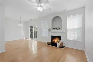 1507 Creek Bend Ln NW, Lawrenceville, GA 30043 - Photo 8