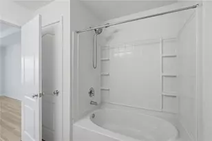 1507 Creek Bend Ln NW, Lawrenceville, GA 30043 - Photo 22