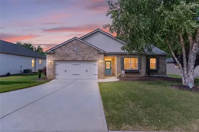 3291 Heatherwood Drive, Gainesville, GA 30507 - Photo 2
