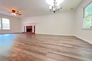 3060 Oak Meadow Dr, Snellville, GA 30078 - Photo 8