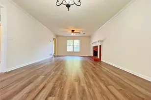 3060 Oak Meadow Dr, Snellville, GA 30078 - Photo 6