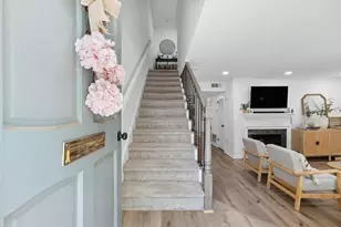 140 Amherst Pl NW, Atlanta, GA 30327 - Photo 2