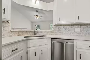 7340 Sleepy Hollow Ct, Cumming, GA 30040 - Photo 24