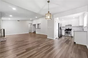 8413 Glenwoods Terrace, Riverdale, GA 30274 - Photo 14