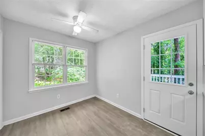 608 Wood Ridge Drive, Woodstock, GA 30189 - Photo 6
