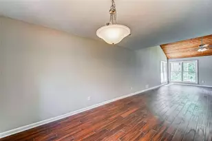 2218 Woodfern Dr, Marietta, GA 30062 - Photo 26