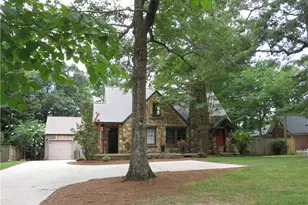 607 N College St, Cedartown, GA 30125 - Photo 6