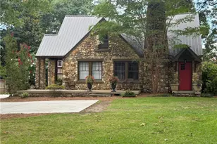 607 N College St, Cedartown, GA 30125 - Photo 1